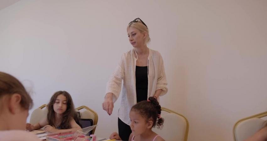 Mersin Yenişehir Belediyesi'nin çocuk ve gençlerin yaz tatilini verimli bir