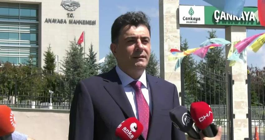 CHP Genel Başkan Yardımcısı Zeynel Emre, TRT’nin taraflı yayın yaparak