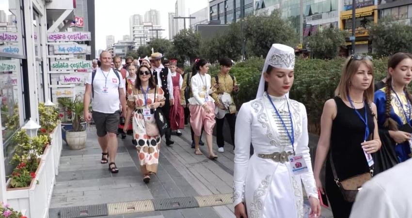 Esenyurt Belediyesi’nin düzenlediği ‘2. Uluslararası Esenyurt Halk Dansları, Müzik ve