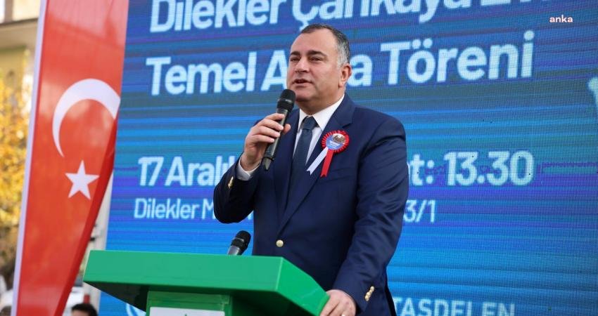 Alper Taşdelen: “Genel Seçiminde Partimizin 2018 Seçiminde Aldığı Yüzde 47’lik Oy Oranını Yüzde 54’e Çıkartarak, En Büyük Artışı Gerçekleştirdik” Çankaya Belediye Başkanı Alper Taşdelen, belediyenin çalışmalarına ilişkin yaptığı açıklamada;