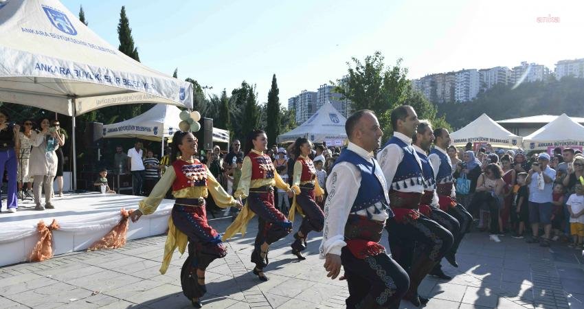 Ankara Büyükşehir Belediyesi’nden Başkentli Çocuklara ‘Yaz Festivali’ Ankara Büyükşehir Belediyesi (ABB), Başkentli çocukların yaz tatillerini keyifli ve