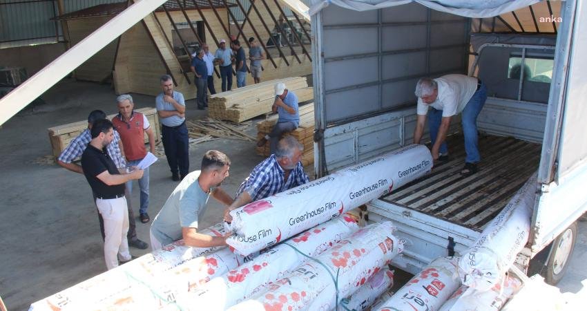 Antalya Büyükşehir Belediyesi, Aksu ilçesinde yaşanan fırtınada seraları zarar gören