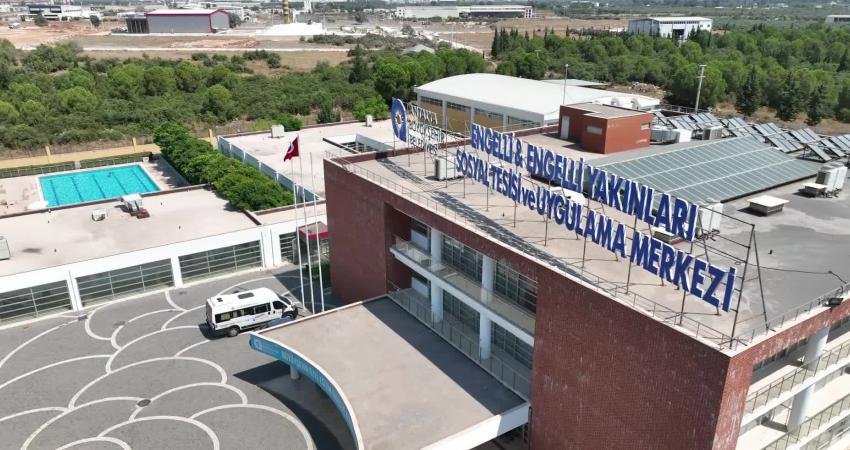 Antalya Büyükşehir Belediyesi’nin özel gereksinimli bireyler için Döşemealtı ilçesinde hizmet