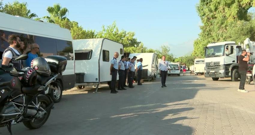 Antalya Büyükşehir Belediyesi, Konyaaltı ilçe sınırlarında sahil bandı ve mahalle