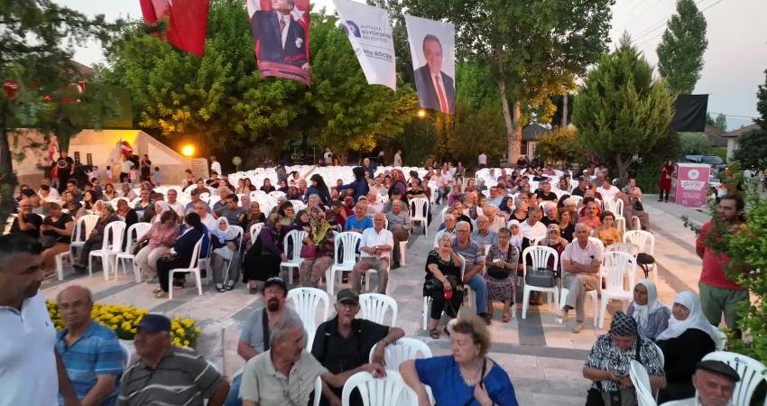 Antalya Büyükşehir Belediye Başkanı Muhittin Böcek, Korkuteli’nin Yelten Mahallesi’nde bu