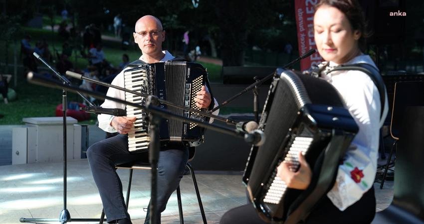 Ataşehir’de Düzenlenen ‘Uluslararası İstanbul Akordeon Festivali’ne Yoğun Katılım Türkiye’de akordeon üzerine düzenlenen ilk festival olma özelliğine sahip Uluslararası