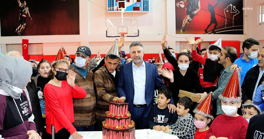 Bayraklı Belediyesi’nin Engelli Vatandaşlara Desteği Sürüyor Engelli vatandaşların yaşamını kolaylaştırmak için projeler üreten Bayraklı Belediyesi; sosyal,