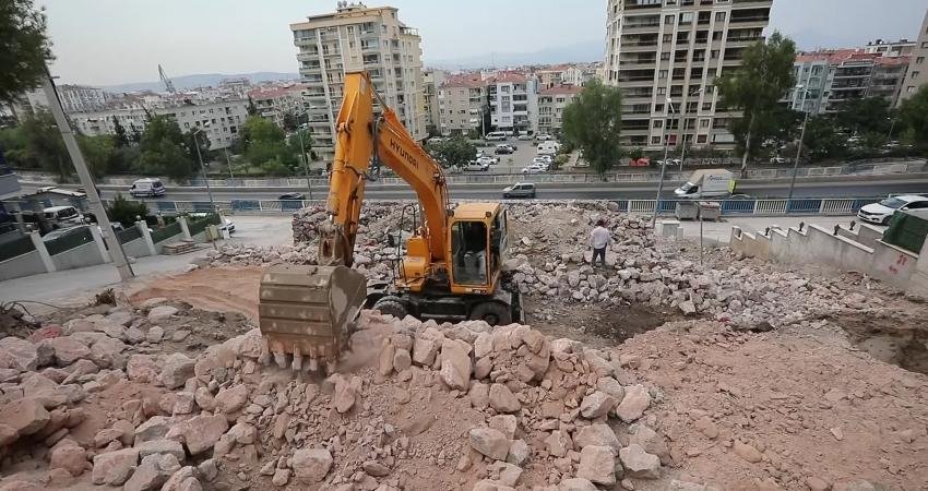 Bayraklı’ya Yeni Bir Park Daha Bayraklı Belediyesi, yerel seçimlerden bu yana 20’nci yeni parkını ilçeye