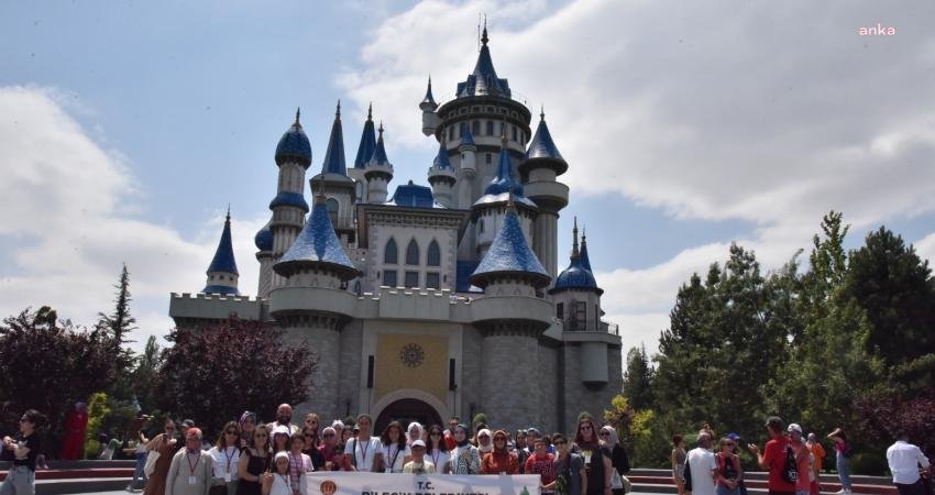 Bilecik Belediyesi tarafından gerçekleştirilen kültür gezileri ile yüzlerce Bilecikli, çevre