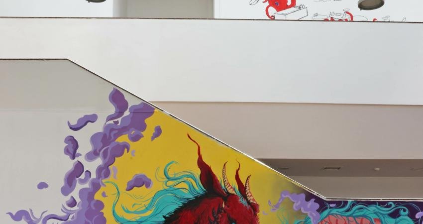 Çankaya Belediyesi Doğan Taşdelen Çağdaş Sanatlar Merkezi’nin duvarları, resim sanatına