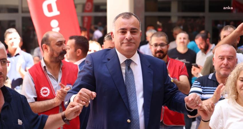 Çankaya Belediyesi İşçilerinin Maaşlarına 6 Bin Lira Seyyanen Zam Çankaya Belediyesi, 4 bine yakın işçinin maaşına 6 bin liralık