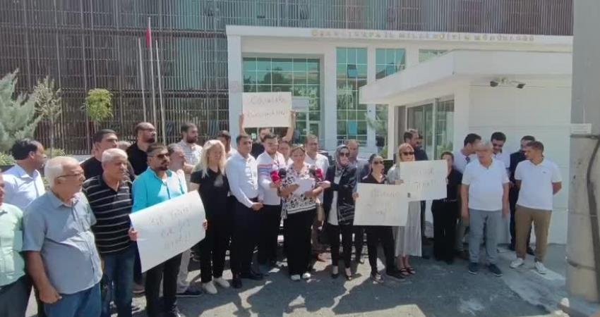 CHP Şanlıurfa Kadın Kolları’ndan Ensar Vakfı Yurtlarındaki İstismar Davasında Hakkında Soruşturma Açılan Asım Sultanoğlu Tepkisi: “Şanlıurfa’da, İstismar Suçlusu Vakıf ve Dernekleri Savunan Asım Sultanoğlu Gibi Milli Eğitim Müdürü İstemiyoruz” CHP Şanlıurfa İl Kadın Kolları, Ensar Vakfı’na bağlı yurtlarda 45