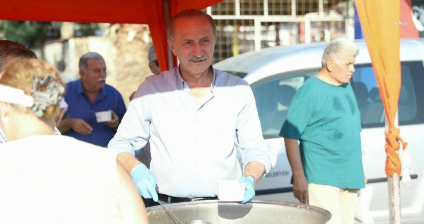 Didim Belediyesi’nden Akbük’te Aşure Hayrı Didim Belediyesi, Muharrem ayı dolayısıyla Akbük’te vatandaşlara aşure ikram etti.