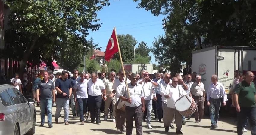 Dünya Güreş Şampiyonası İkincisi Eylem Engin’e Memleketi Edirne’de Karşılama U17 Dünya Güreş Şampiyonası’nda kadınlar 57 kilogramda 2’nci olan Eylem