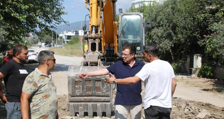 Edremit Belediyesi tarafından Güre Mahallesi’nde başlatılan çalışmalar devam ediyor. Çalışmaları