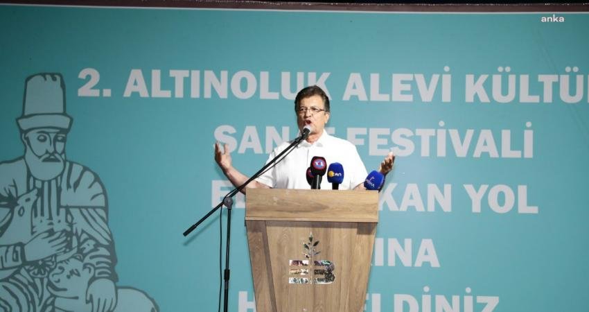 Edremit’te ‘2. Altınoluk Alevi Kültür ve Sanat Festivali’ Başladı Alevi Kültür Dernekleri Altınoluk Şubesi, Alevi Bektaşi Federasyonu ve Edremit