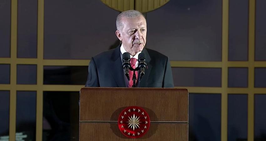 Cumhurbaşkanı Recep Tayyip Erdoğan, 14. Büyükelçiler Konferansı’nda yaptığı konuşmada; “Dostlarımızın
