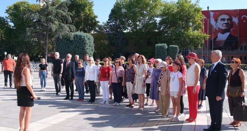 Eğitim-İş Sendikası ve Çağdaş Yaşamı Destekleme Derneği (ÇYDD) Eskişehir şubeleri,