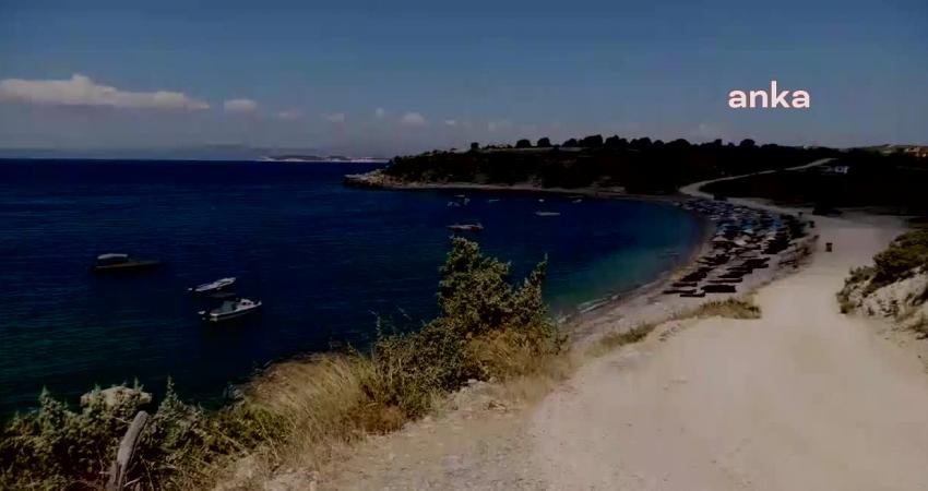 İzmir'in Çeşme ilçesinde bulunan Gücücek Koyu'nda plaj işletmesine karşı çıkan