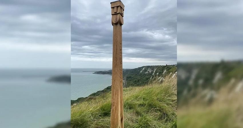 Yetkililer, İngiltere'de gizemli bir şekilde, sadece bir gecede ortaya çıkan