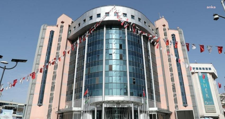 İzmit Belediyesi, Emeklilikte Yaşa Takılanlar (EYT) düzenlemesiyle emekli olan personelinin