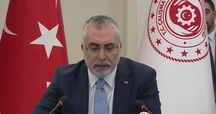 Çalışma ve Sosyal Güvenlik Bakanı Vedat Işıkhan, hükümetin 7. Dönem