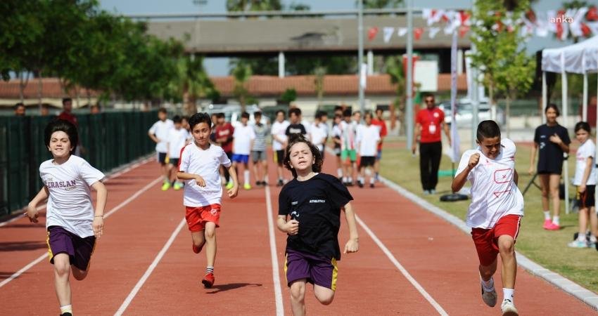 Karşıyaka Belediyesi’nin bir yıl önce kente kazandırdığı Semra Aksu Atletizm