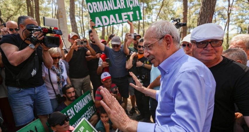 Kılıçdaroğlu: “Akbelen Ormanlarında, Vatandaşlarımızın En Temel İhtiyaçlarını Dahi Giderememesi İçin, Başlarına Jandarma Dikmek Asla Kabul Edilemez. Böyle Bir Emir Vermek Köklü Jandarma Teşkilatımıza Büyük Saygısızlıktır” CHP Genel Başkanı Kemal Kılıçdaroğlu, Akbelen’de ormanın kesilmesini istemeyen ve