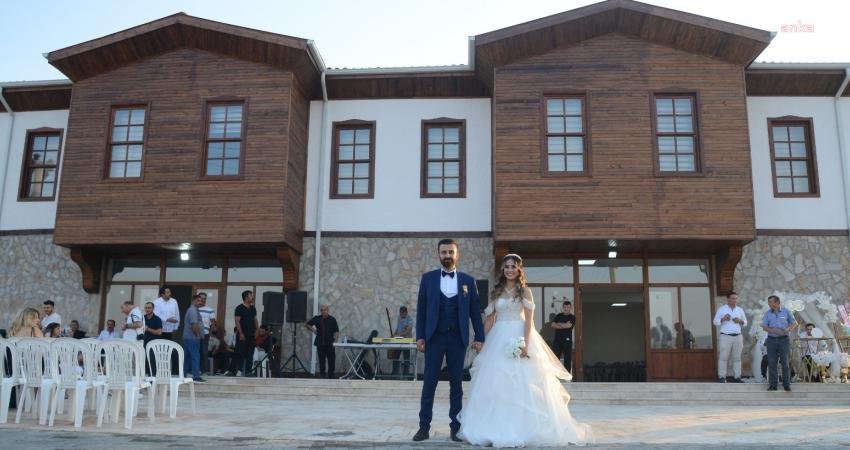 Kırşehir Belediyesi Bağbaşı Kültür Evi’nde Mutlu Başlangıç Kırşehir Belediyesi Bağbaşı Kültür Evi, ilk etkinliğinde Amine Ekinci ve