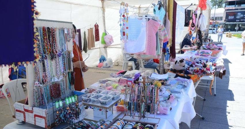 Kırşehir Belediyesi’nin Cacabey Meydanı’nda bu yıl ikinci kez düzenleyeceği Gurbetçi