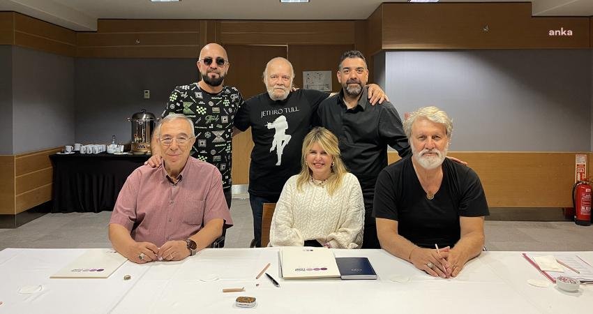 Kuşadası'nda bu yıl 26'ıncı kez düzenlenecek olan Türkiye'nin ilk ve