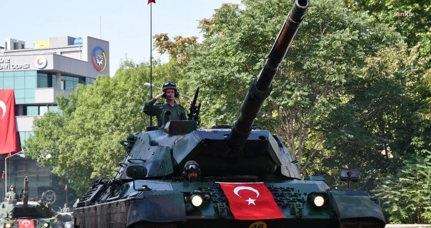 Lüleburgaz’da 30 Ağustos Coşkusu 30 Ağustos Zafer Bayramı kutlamaları Lüleburgaz’da coşkuyla başladı. Tören alanında