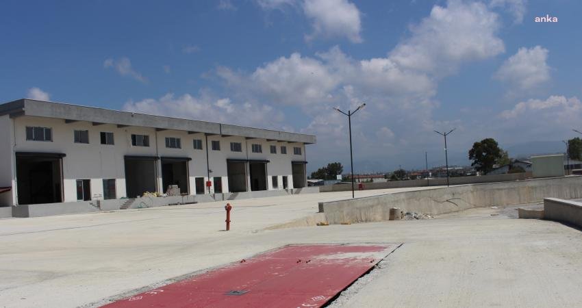 Antalya Büyükşehir Belediyesi'nin Manavgat'ta açılışa hazır hale getirdiği Toptancı Hal