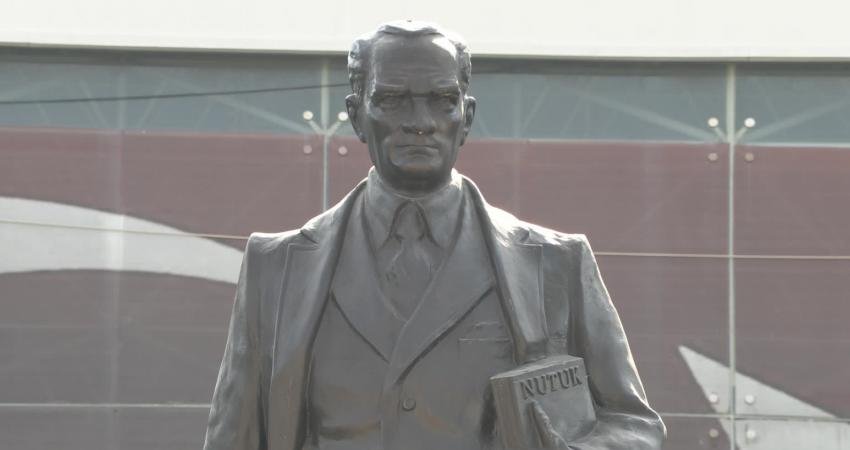 Muratpaşa Belediye Başkanı Ümit Uysal, Türkiye’nin Prag Büyükelçiliği’nin Cumhuriyet’in 100’üncü