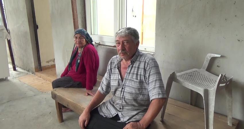 Osmaniye’nin Kadirli ilçesinde Kahramanmaraş merkezli depremlerde ağır hasar gören evi