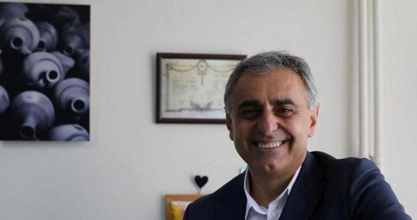 Ünlü kalp ve damar cerrahı, akademisyen Prof. Dr. Gökçen Orhan,