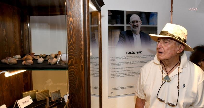 Koç Holding Yönetim Kurulu Onursal Başkanı Rahmi Koç, kız kardeşi