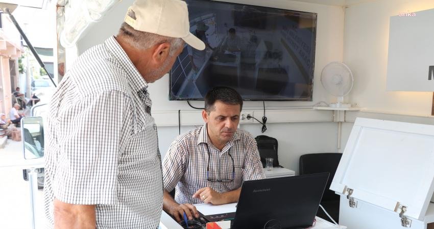 Söke Belediyesi’nin Mobil Hizmet Aracı Bağarası Mahallesi’ndeydi Söke Belediyesi Destek Hizmetleri Müdürlüğü’ne bağlı ekipler ve Mobil Hizmet