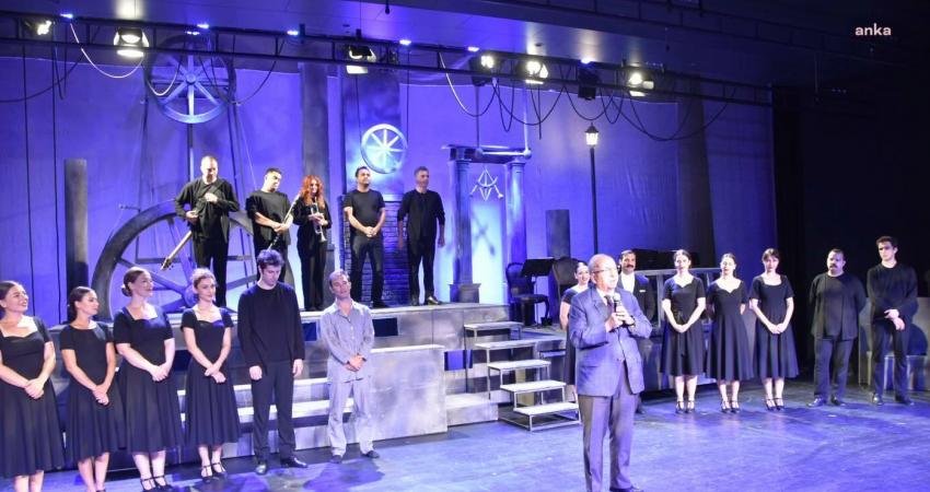 Tekirdağ Büyükşehir Belediyesi Şehir Tiyatrosu, Haldun Taner’in yazdığı ‘Gözlerimi Kaparım