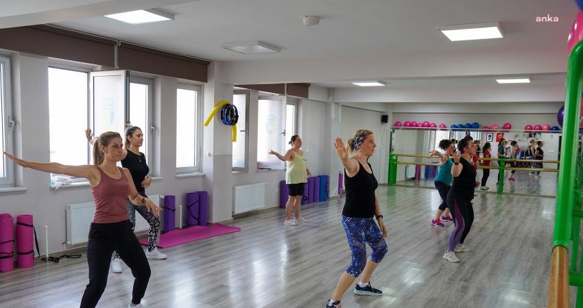 Tepebaşı Belediyesi’nin Yunus Emre Spor Tesisleri Faaliyete Devam Ediyor Tepebaşı Belediyesi’nin modern spor kompleksi Yunus Emre Spor Tesisleri, spor