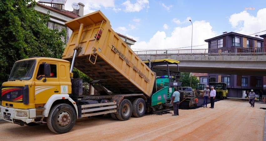 Tepebaşı Belediyesi Fen İşleri Müdürlüğü ekipleri, kent genelinde yürütülen üstyapı