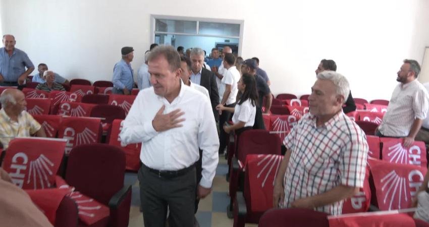 Mersin Büyükşehir Belediyesi Başkanı Vahap Seçer, CHP Mut İlçe Başkanlığı