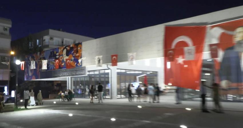 Antalya’da Muratpaşa Belediyesi ve ODTÜ Antalya Mezunlar Derneği’nce düzenlenen 12.