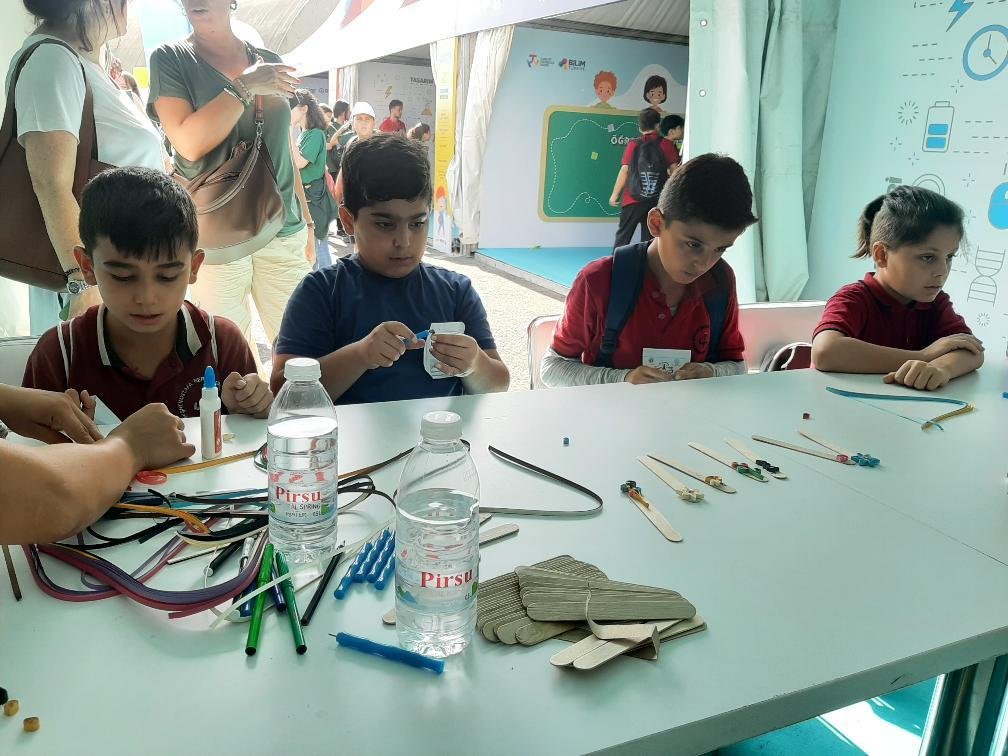 Pursaklar Belediyesi, yerli ve milli projelerin büyük bir gururla sergilendiği,