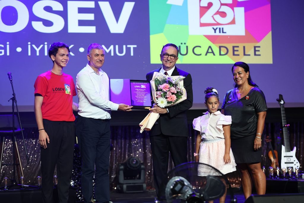 losevden-25-yil-kutlamasinda-binlerce-losemili-cocuk-ve-ailesine-mujde
