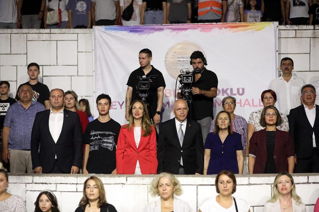 yenimahallede-mogollar-zafer-ruzgari-estirdi