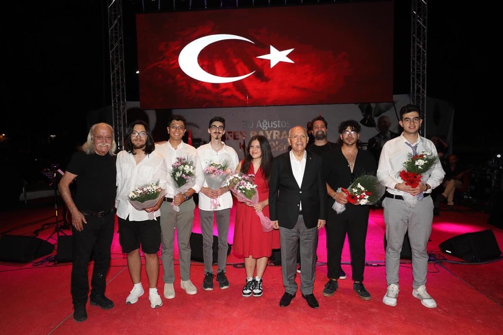 yenimahallede-mogollar-zafer-ruzgari-estirdi