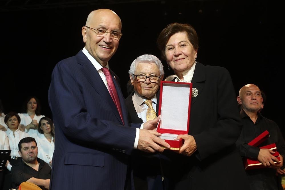 geleneksel-ankara-ezgileri-yenimahallede-yankilandi