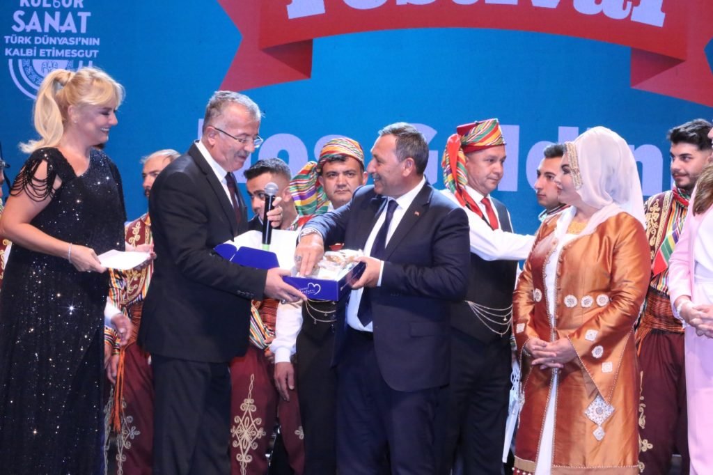 ankara-etimesgutta-turk-kulturu-25nci-kez-bulustu