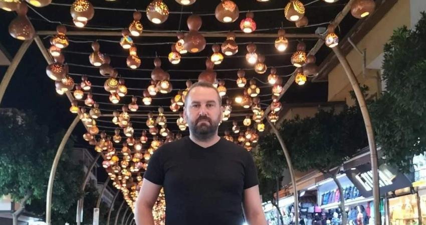 Tefecilik suçundan mahkemenin hakkında verdiği hapis cezasının ardından 1 aydır